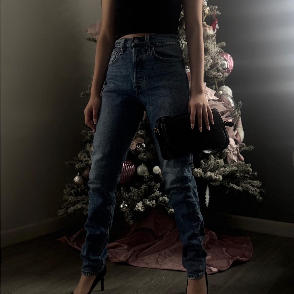 Levi’s Blue High-Waisted Jeans